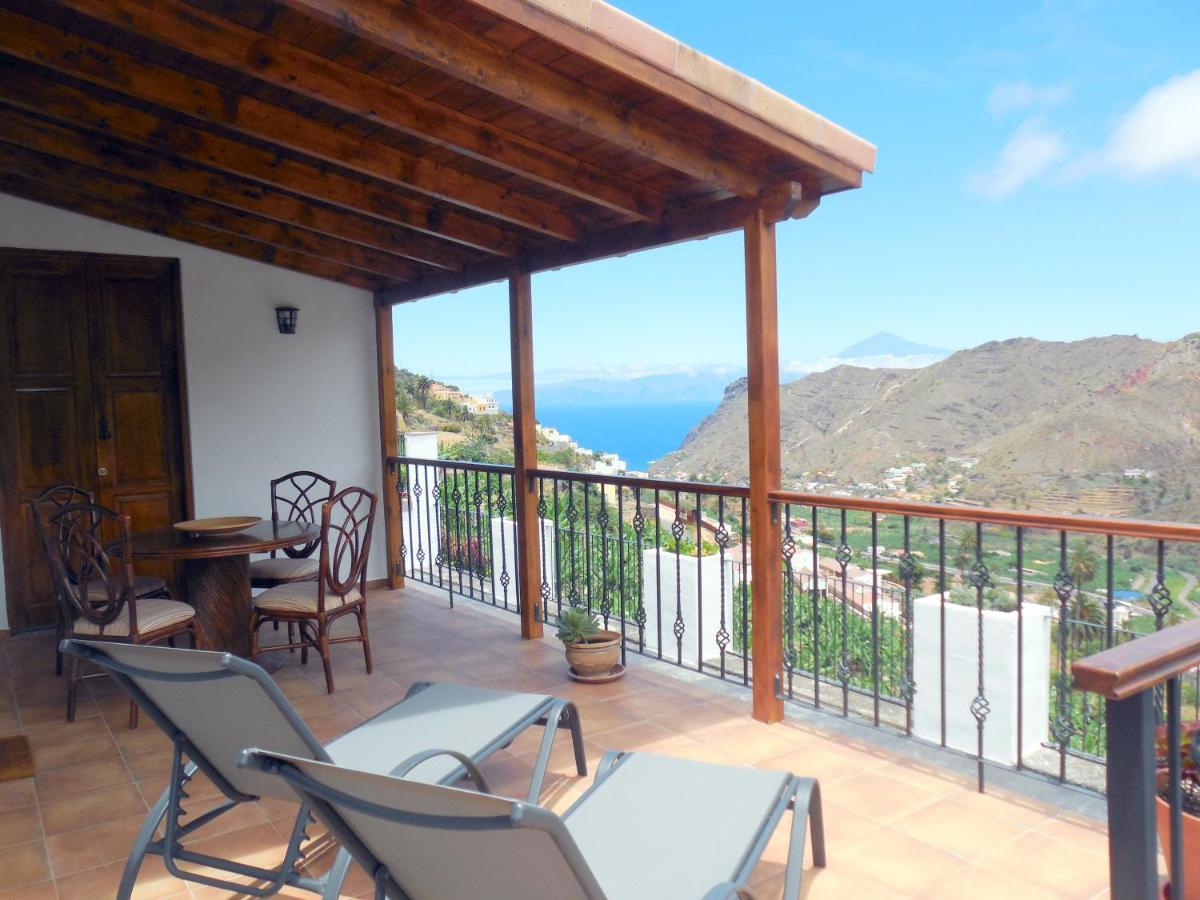 Casa La Sabina Roja 1 - Casa Con Impresionantes Vistas Sobre Hermigua Y El Mar Esterno foto