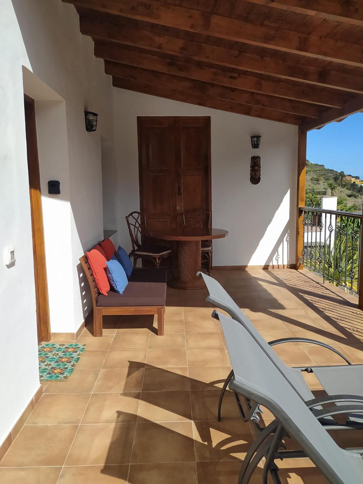 Casa La Sabina Roja 1 - Casa Con Impresionantes Vistas Sobre Hermigua Y El Mar Esterno foto